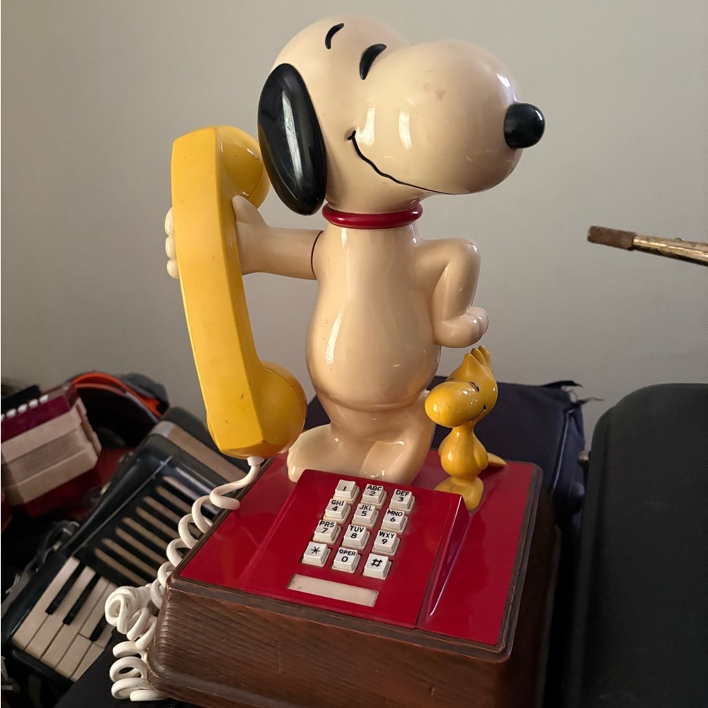 Snoopy & Woodstock Retro Telephone - Yellow, Red, Cream